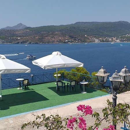 Kavos Bay Seafront Hotel Agia Marina  Buitenkant foto