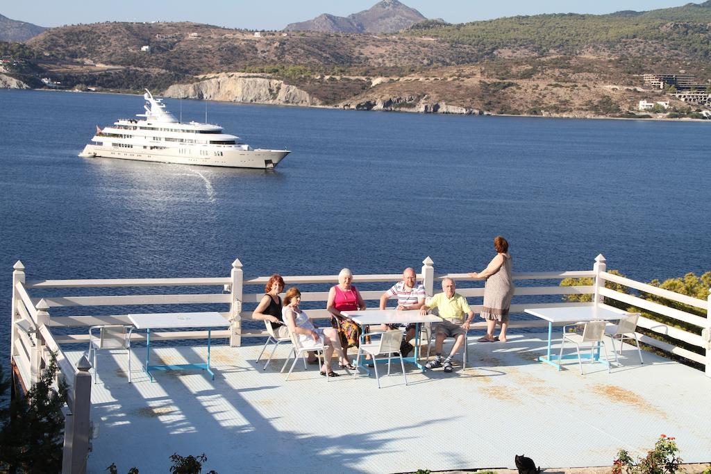Kavos Bay Seafront Hotel Agia Marina  Buitenkant foto